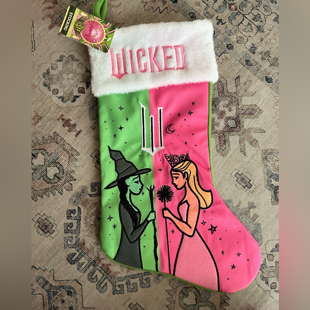 NWT Wicked Embroidered Christmas Stocking – Elphaba Glinda Pink Green Ruz 2025